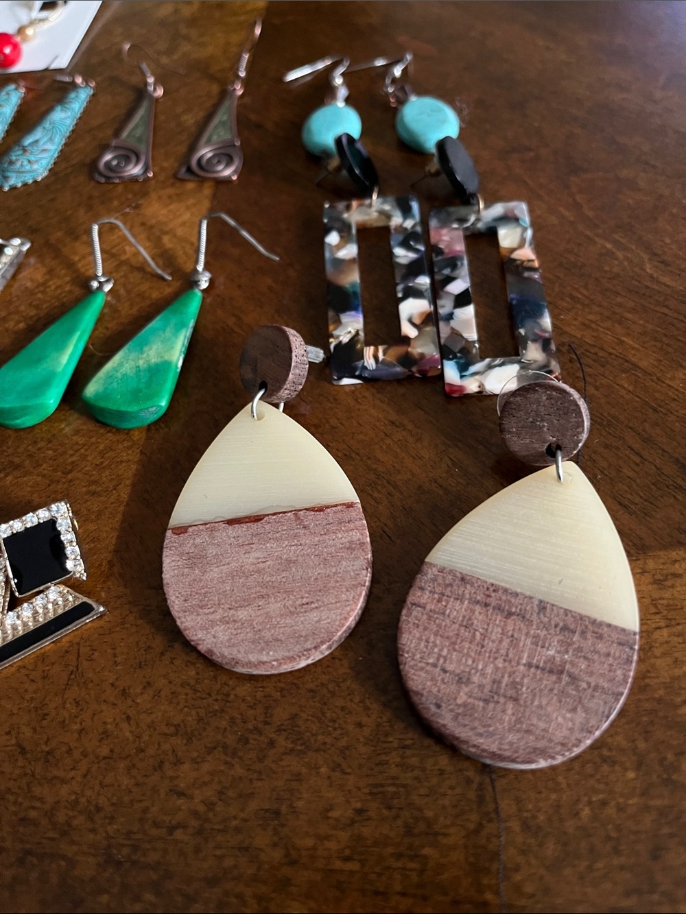 Assorted earring lot. Pierced - Picture 2 of 14